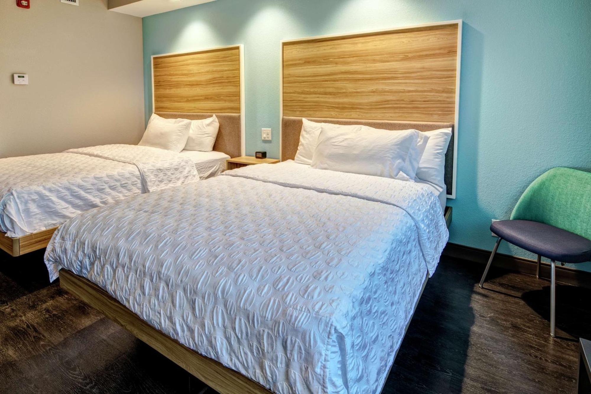 Tru By Hilton Roanoke Hollins Hotel Екстериор снимка